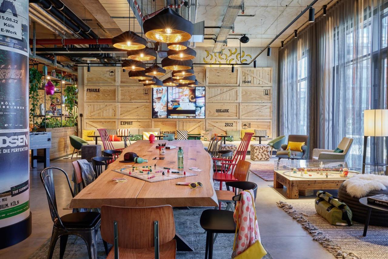 Готель Moxy Cologne Muelheim Екстер'єр фото