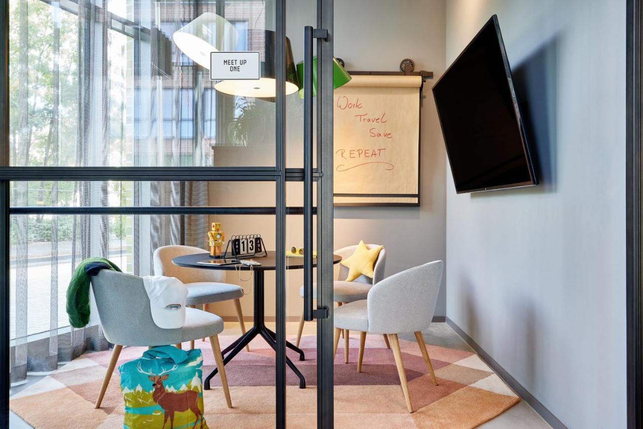 Готель Moxy Cologne Muelheim Екстер'єр фото